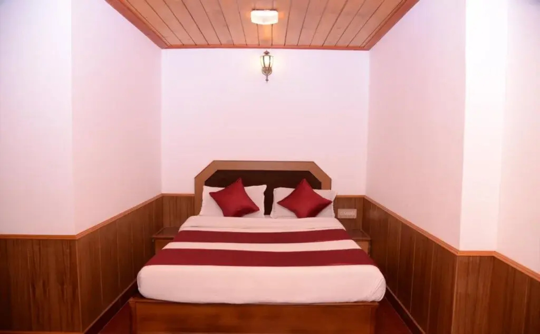 Pebrock Heritage Inn