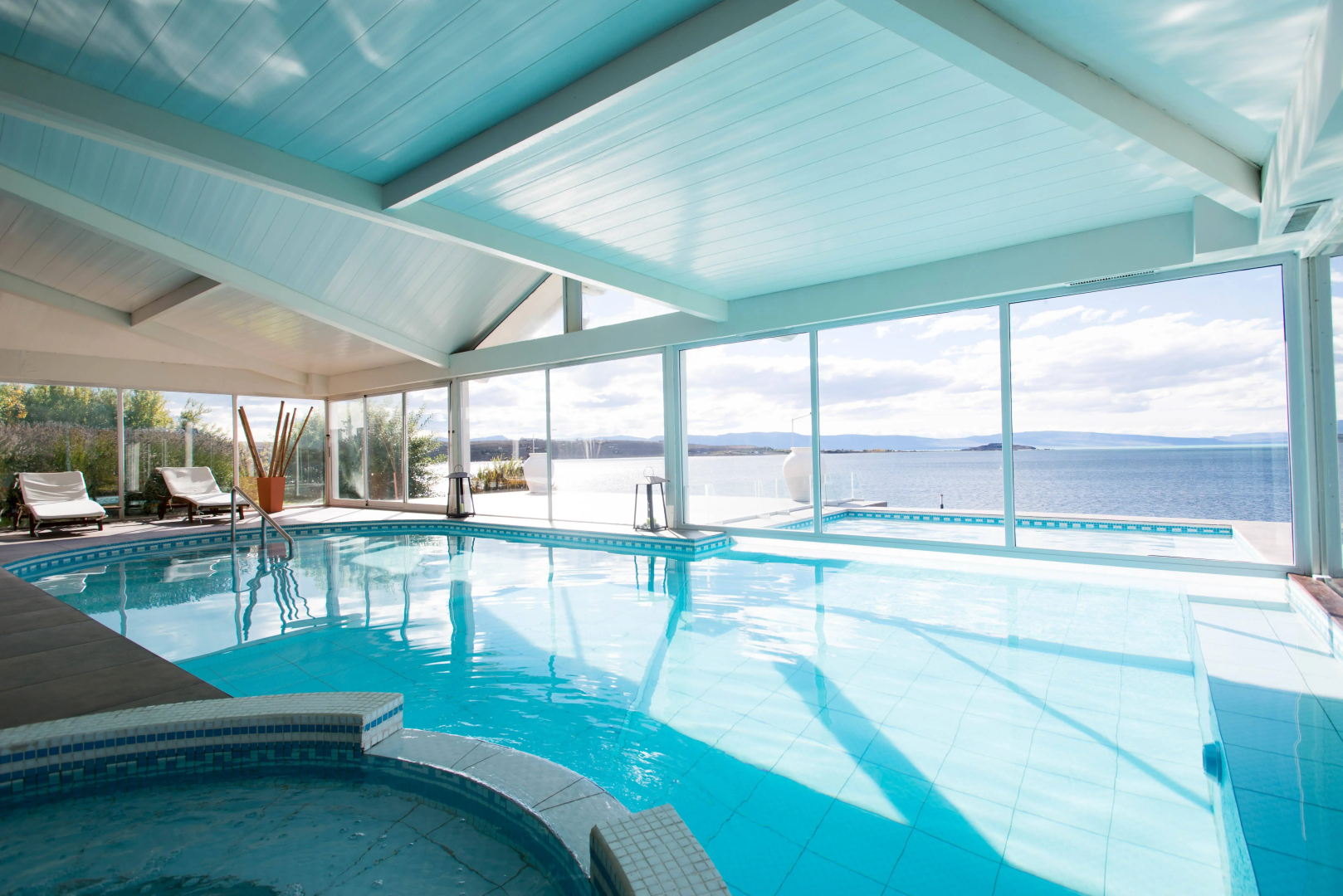 Xelena Hotel & Suites