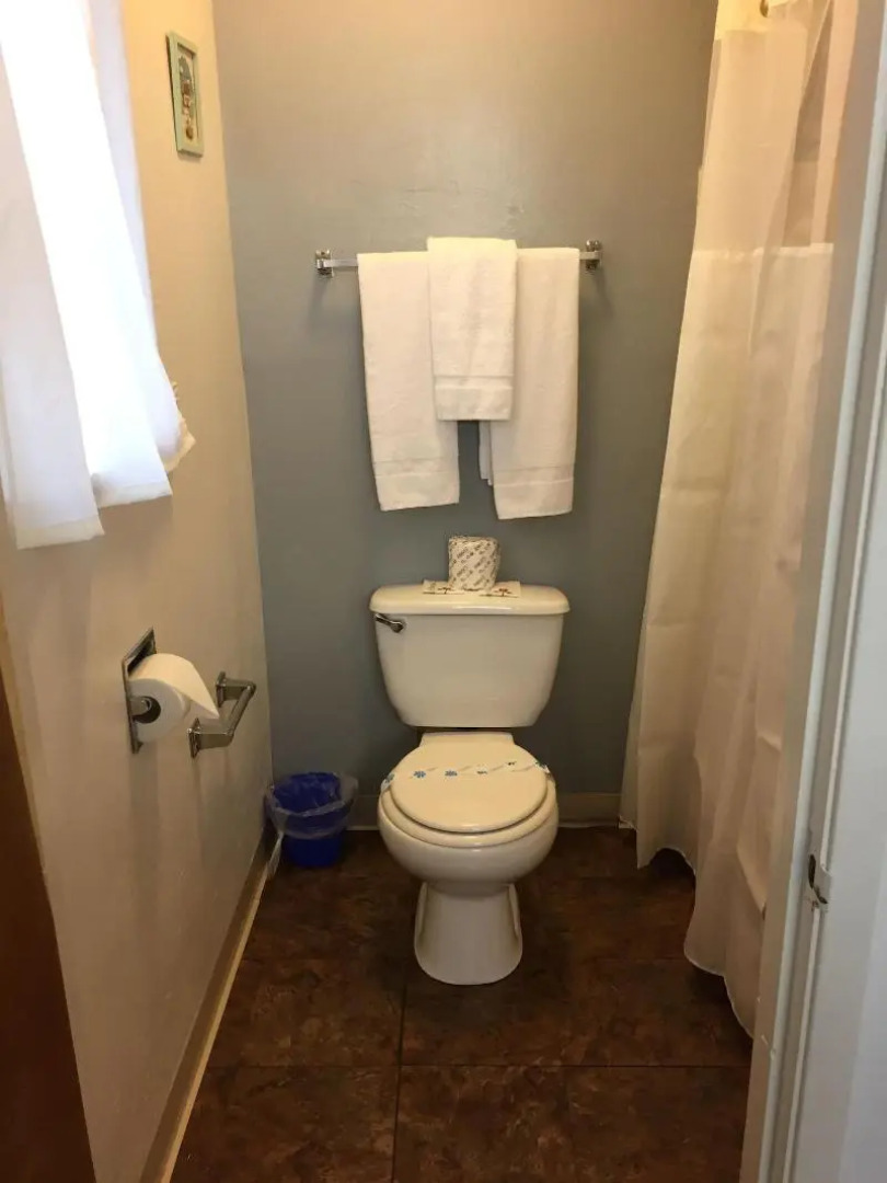 Holiday Lodge Grass Valley