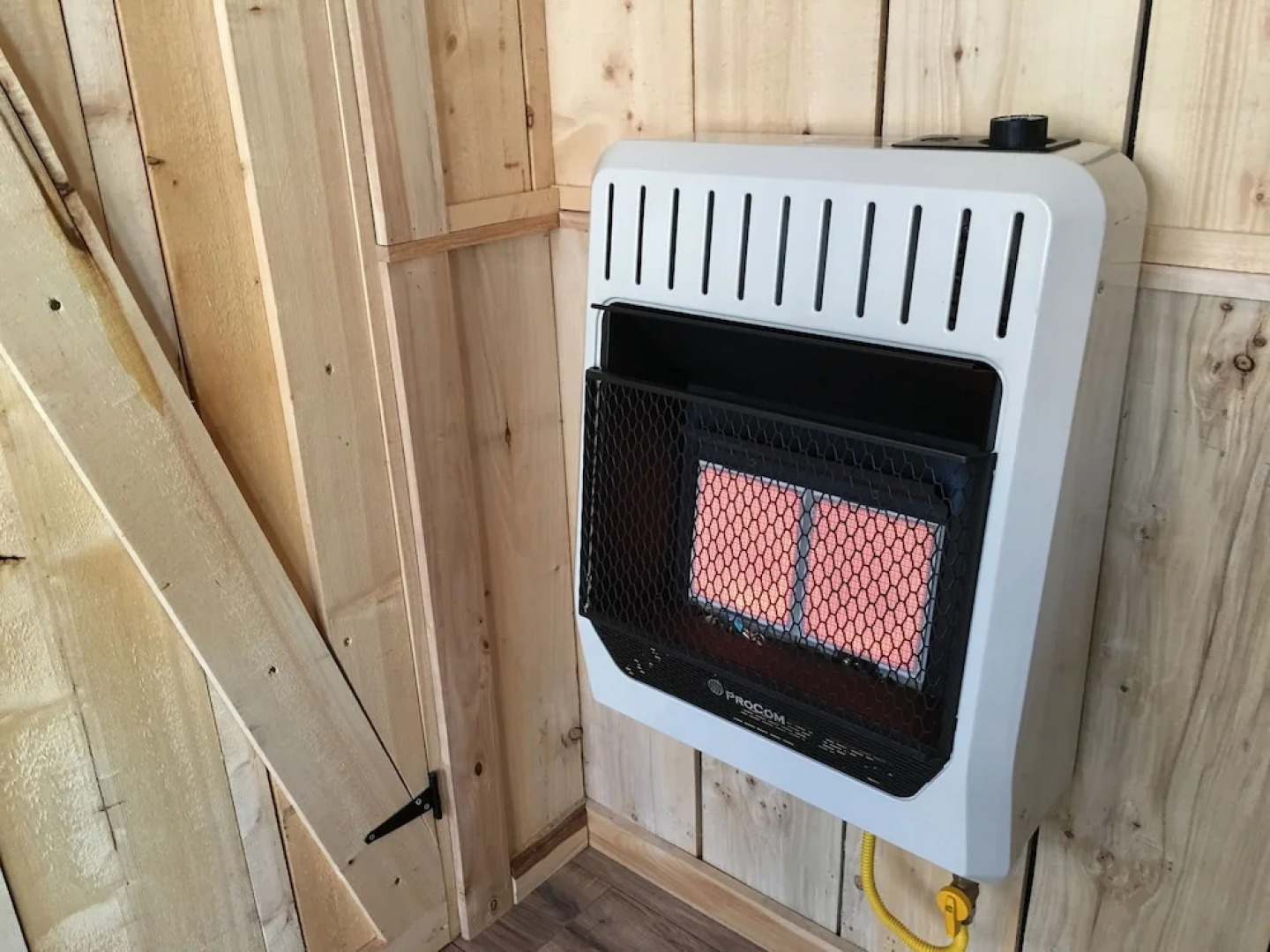Talkeetna Cabins on Montana Creek