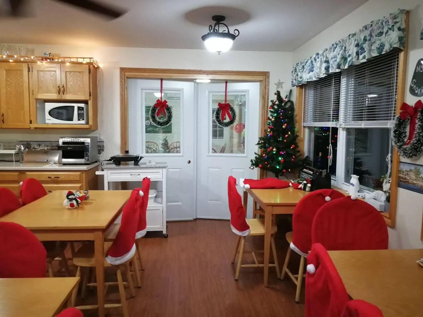 Dewar's Inn on the River