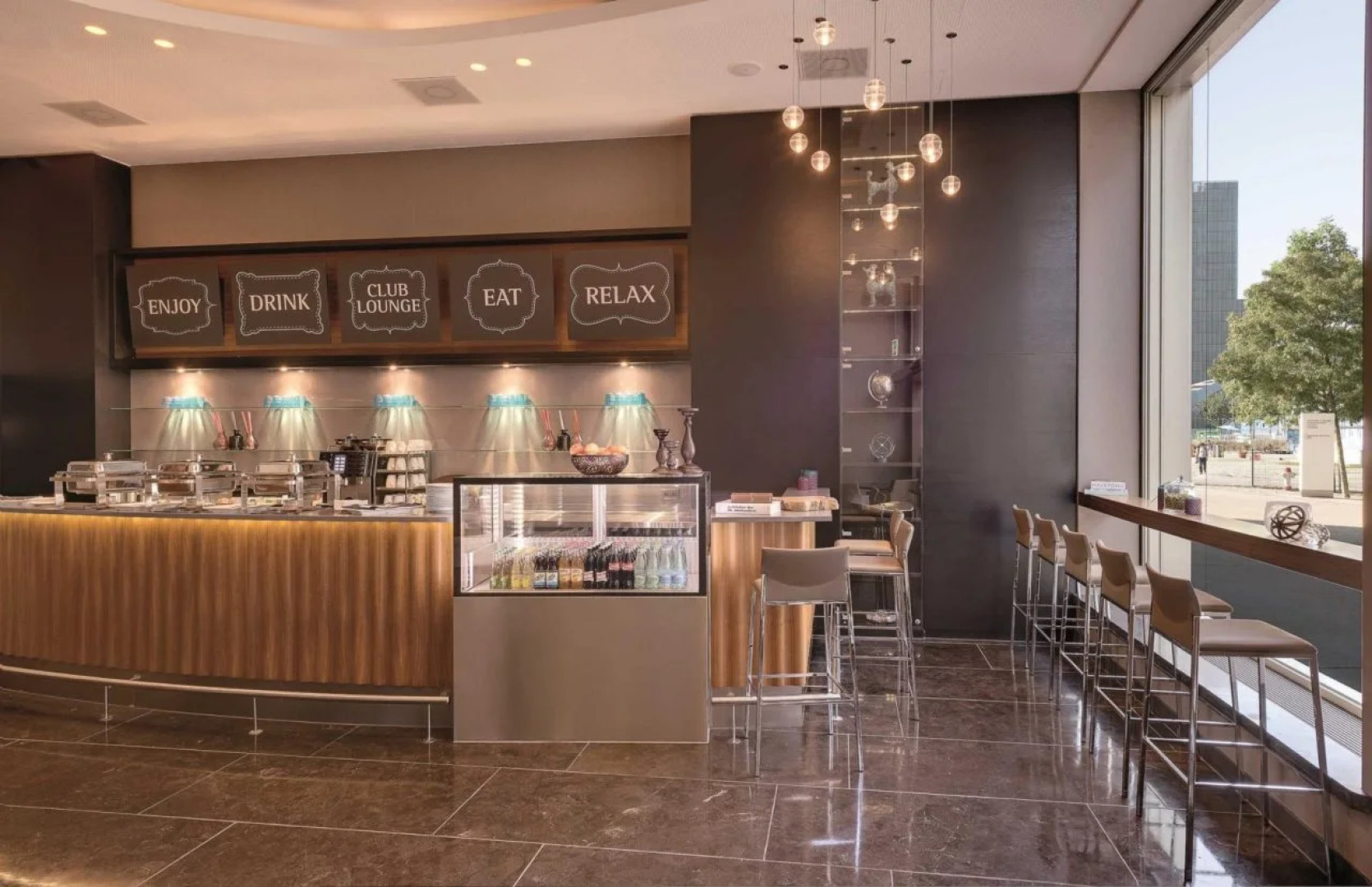 Renaissance Zürich Tower Hotel