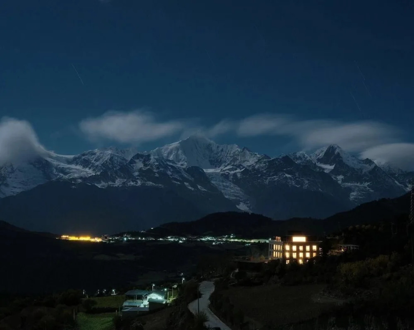 Sunyata Hotel Deqin Meili