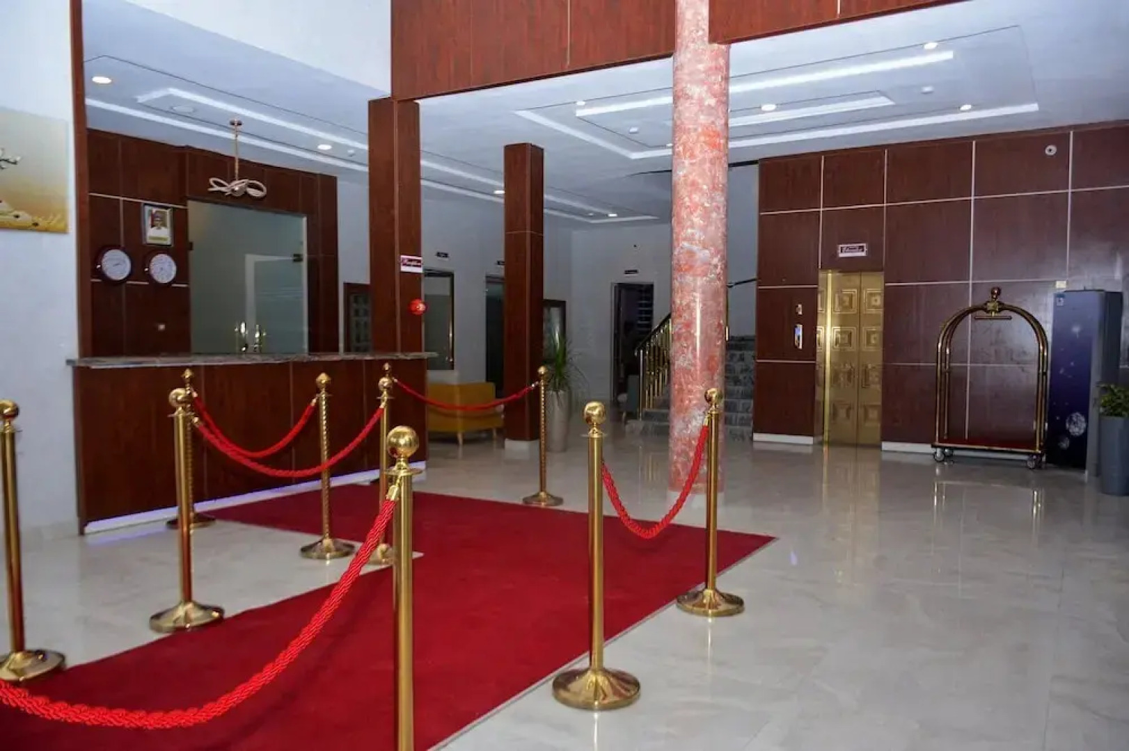 Vacation Villa Hotel and Suites