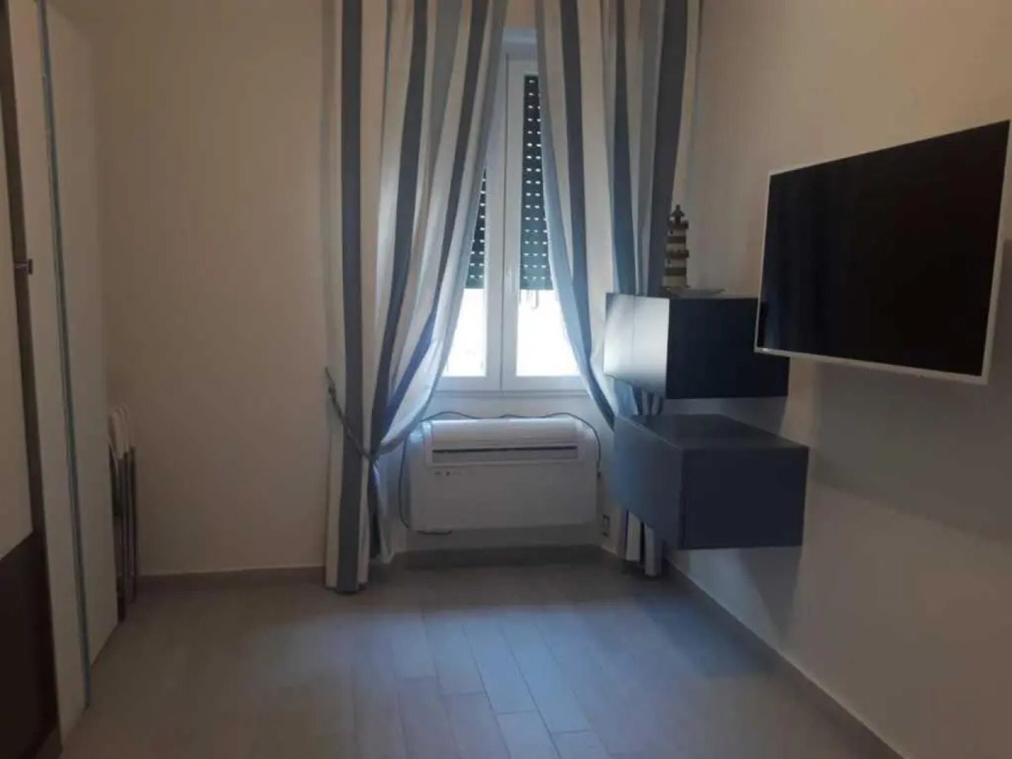 Im International 1 - Galleria Raggio 3/9