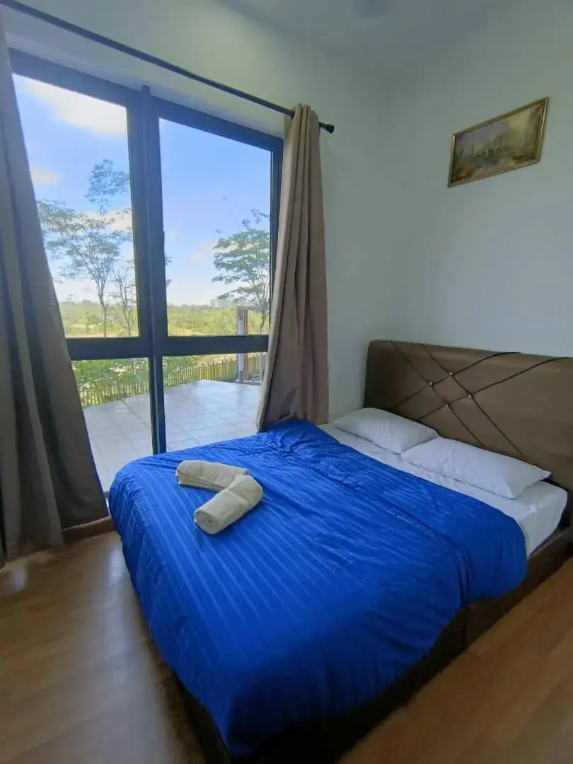 The clio 2 residences, beside conezion, beside ioi city mall, opposite serdang hospital, beside uniteen and UPM, Putrajaya