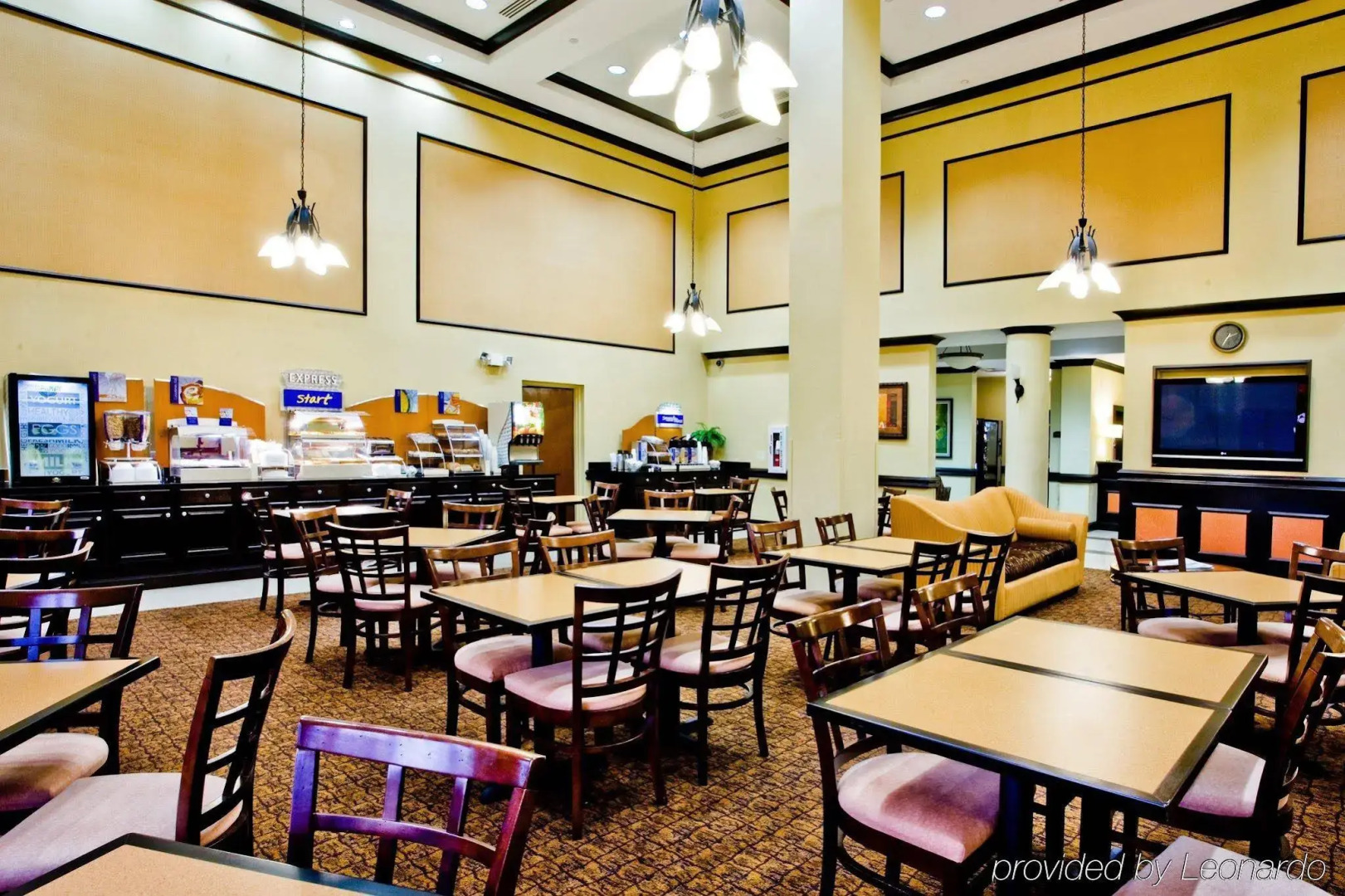 Holiday Inn Express & Suites Tampa USF Busch Gardens by IHG