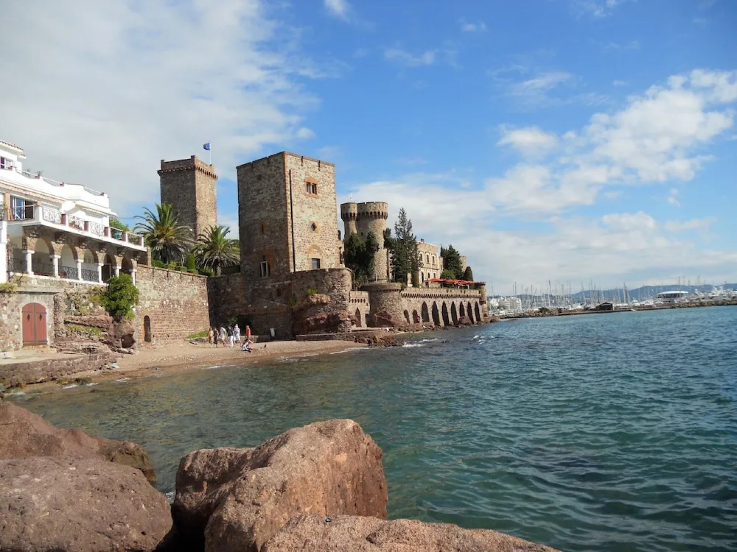 Apartment With one Bedroom in Mandelieu-la-napoule, With Wonderful Mou