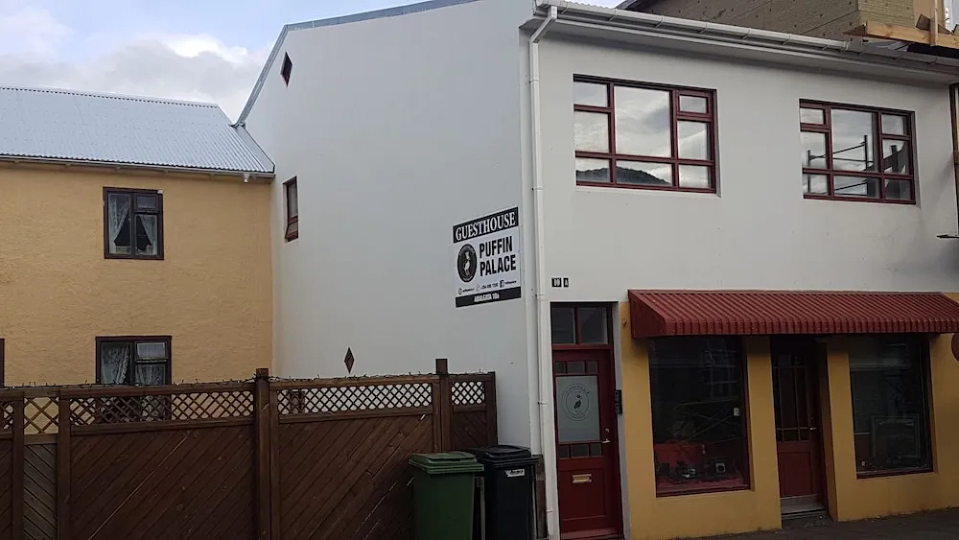 Puffin Palace Guesthouse