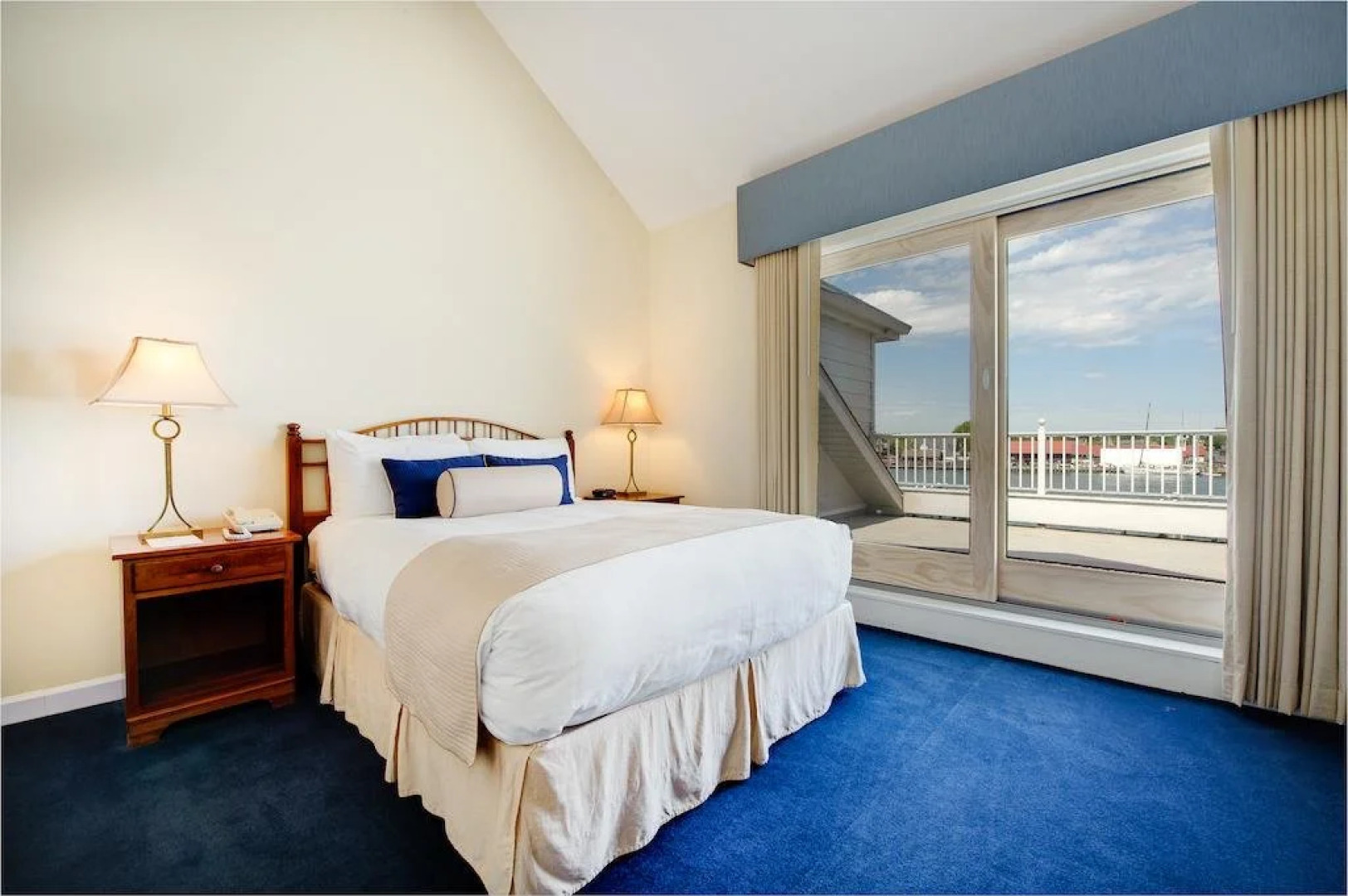 St Michaels Harbour Inn