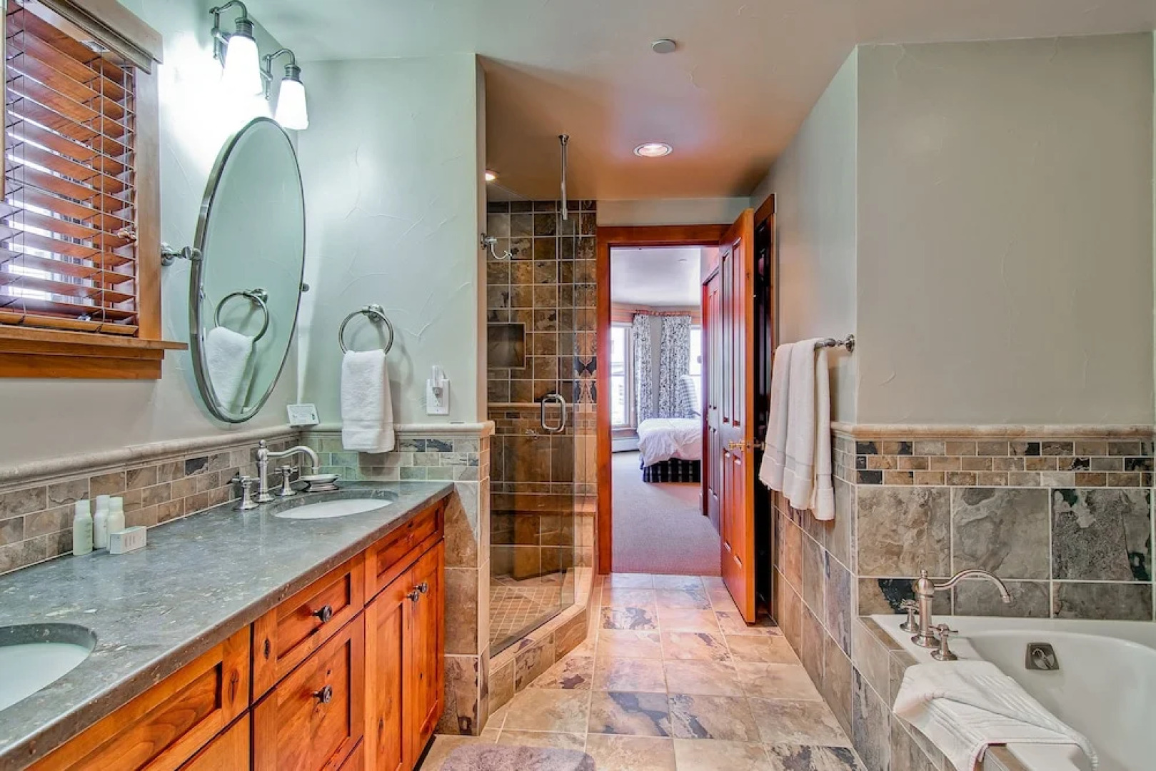 Villa Montane by East West Hospitality