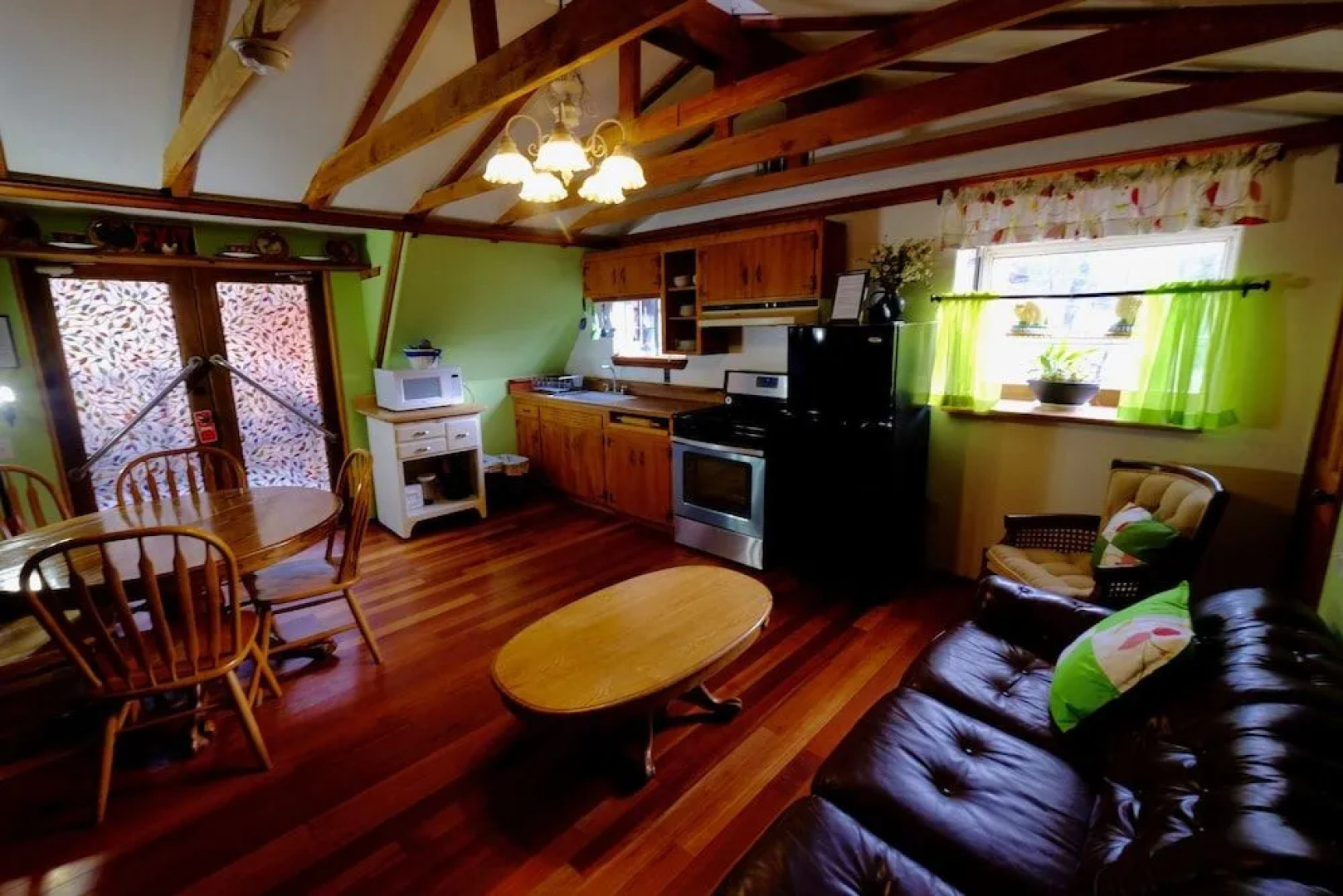 Yosemite Guest Houses