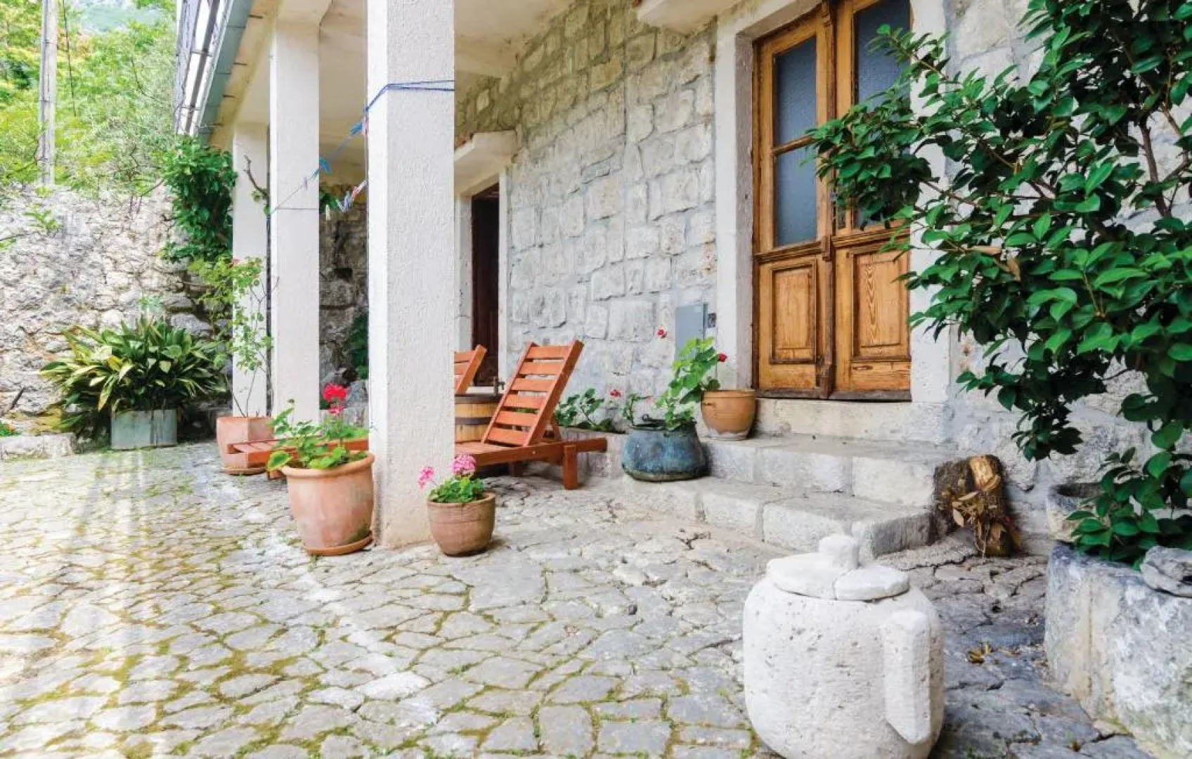 Apartments in Rustic House