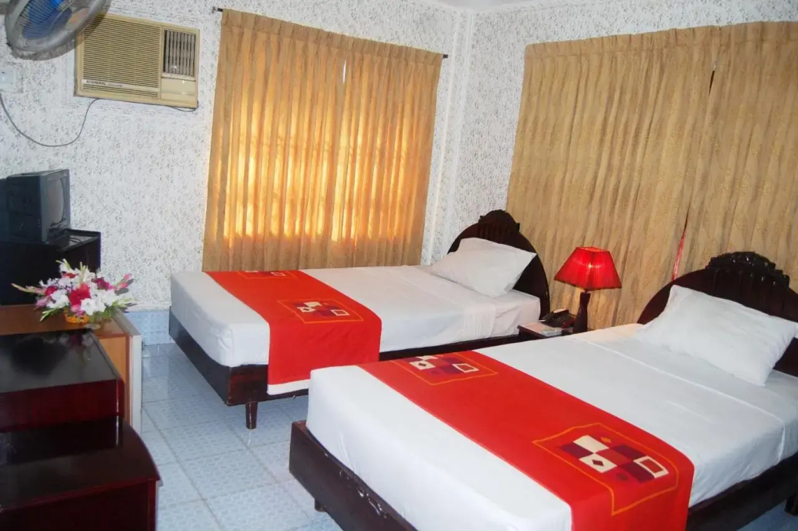 Hotel Swiss Garden International