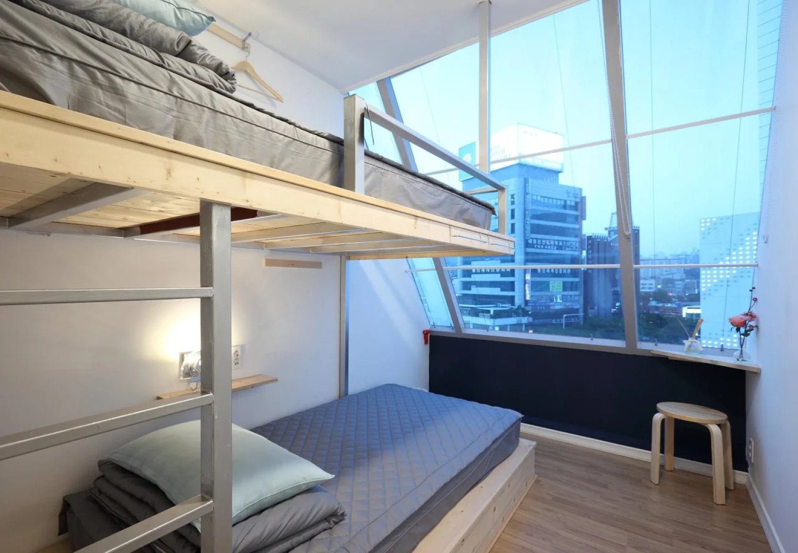 First Guest House - Hostel