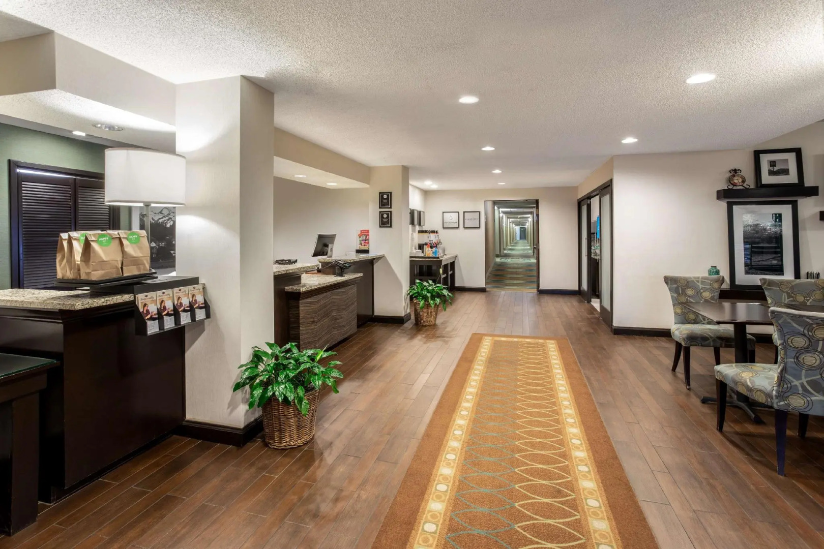 Spark by Hilton Colorado Springs I 25 Central