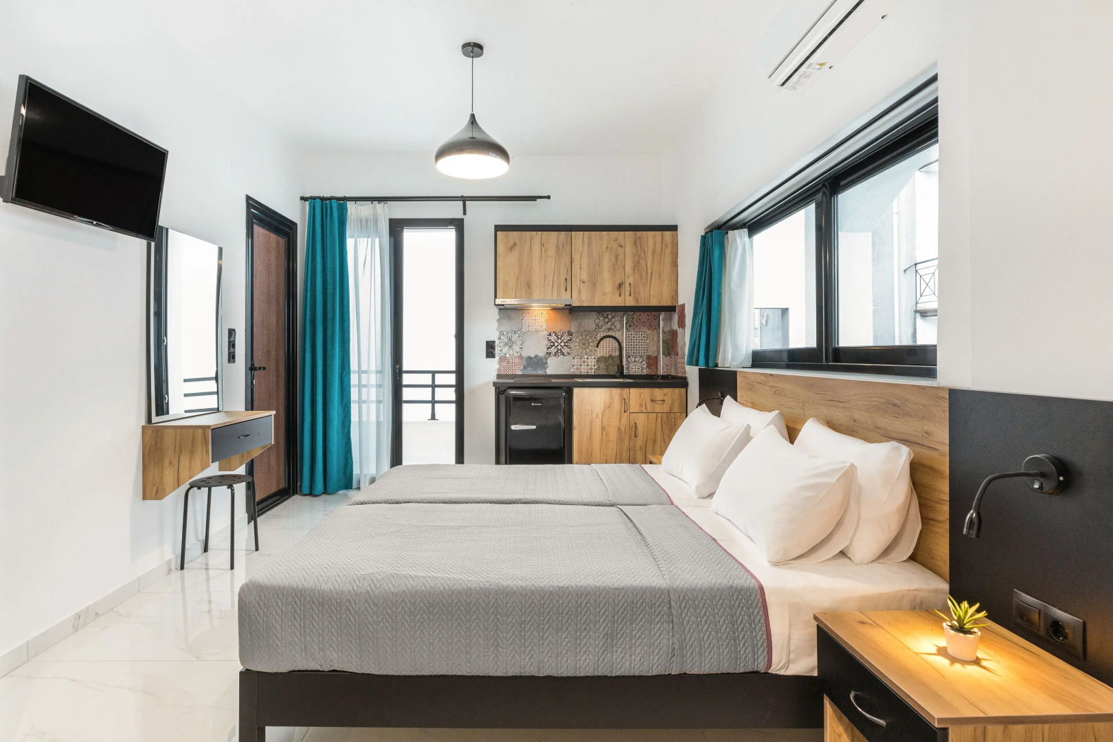 Bemyguest Plus Villa Chrisanthi