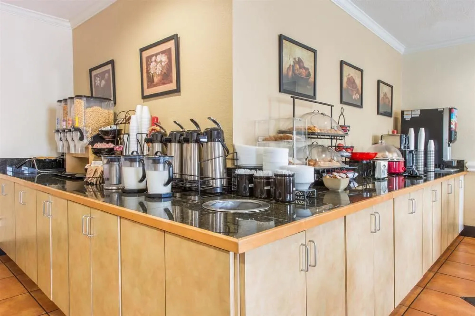 Ramada Elizabethtown