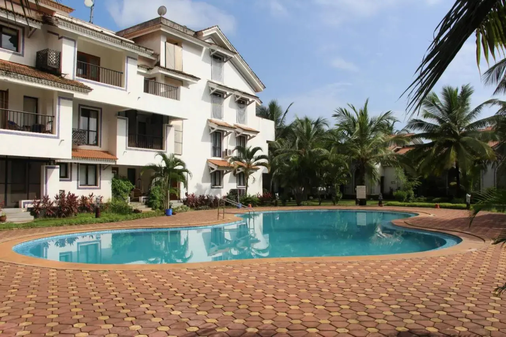 Riviera Hermitage