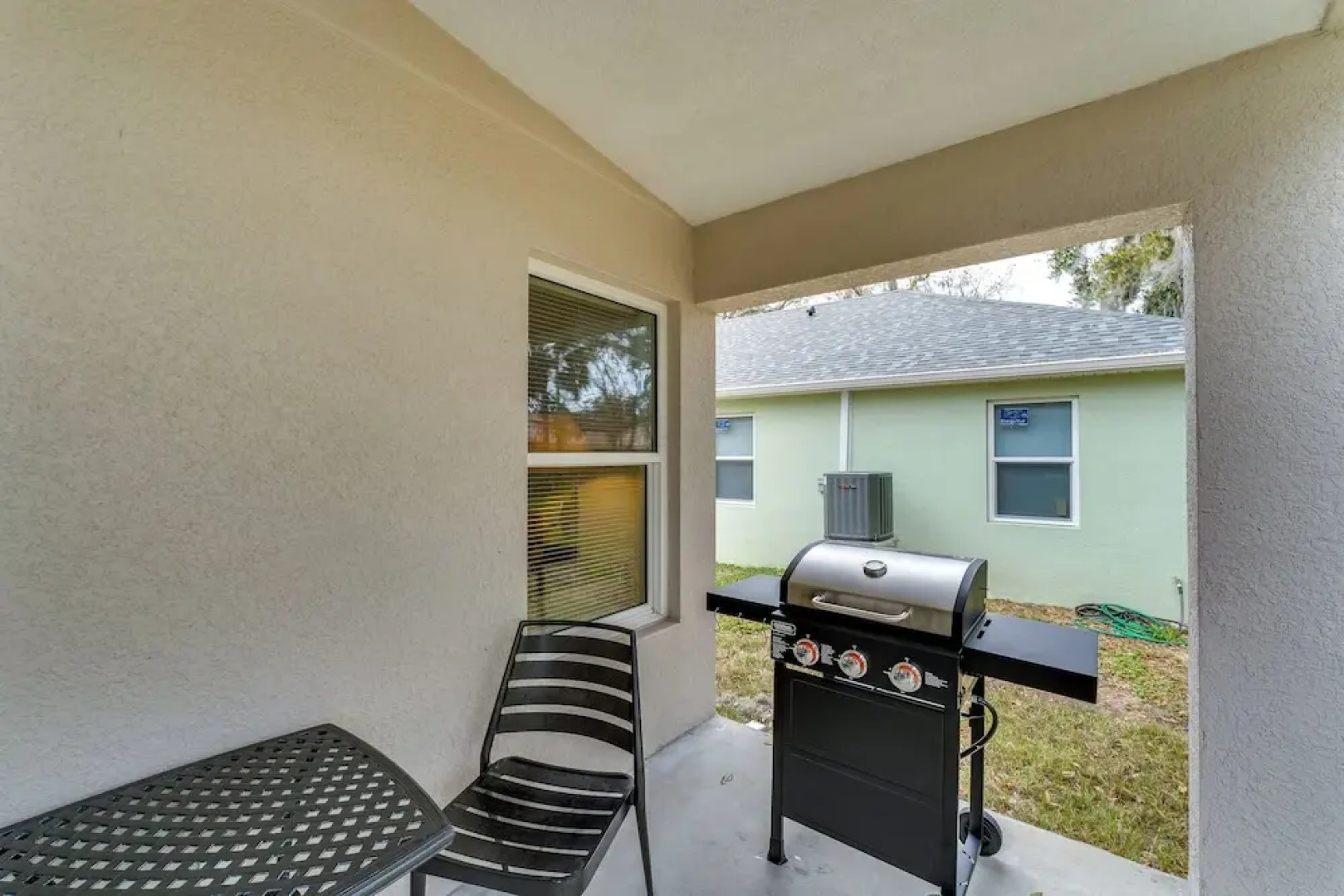 Daytona Beach Vacation Home ~ 4 Mi to Main St Pier