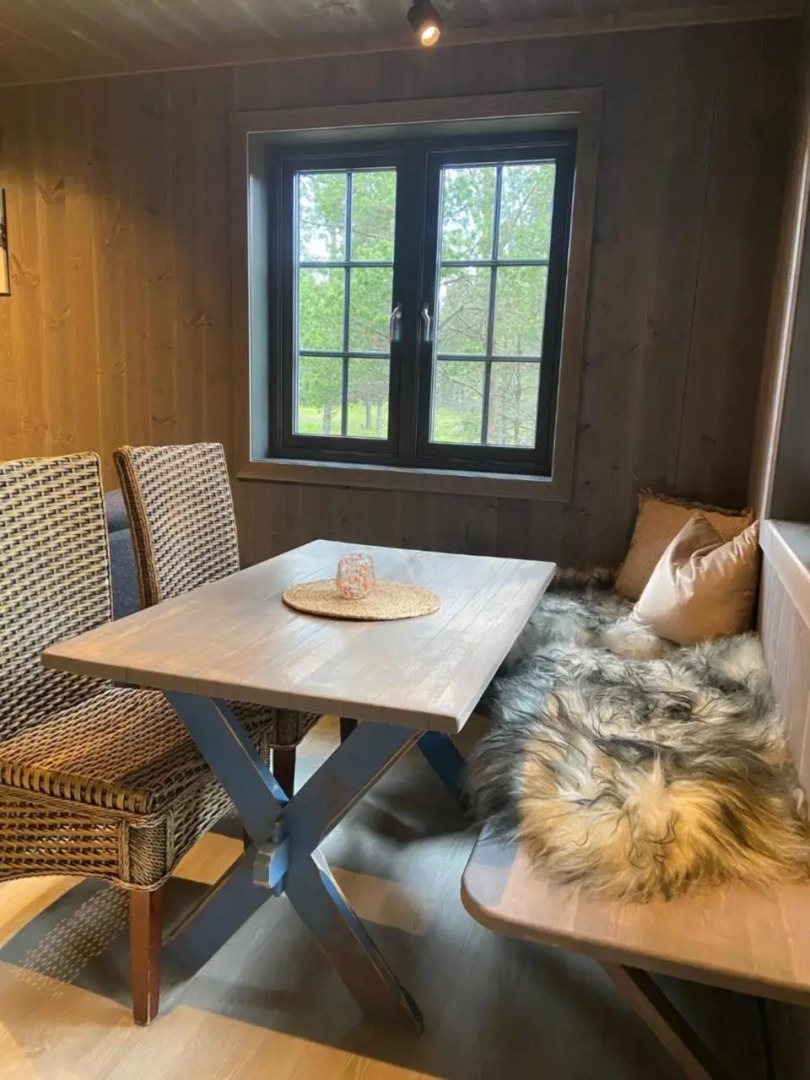 Jotunheimen Husky Lodge