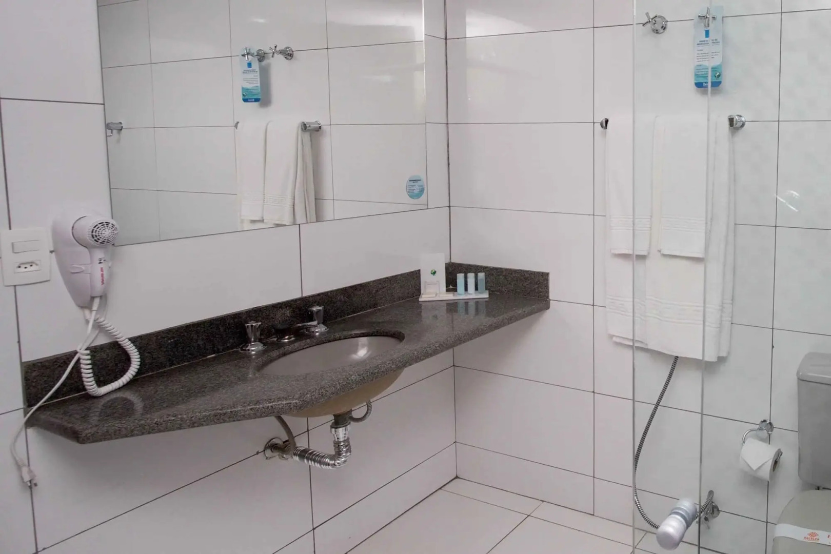 Bristol Exceler Plaza Hotel