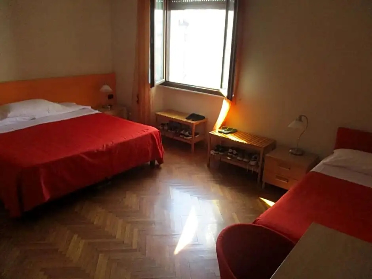 Accanto Al Centro B&B