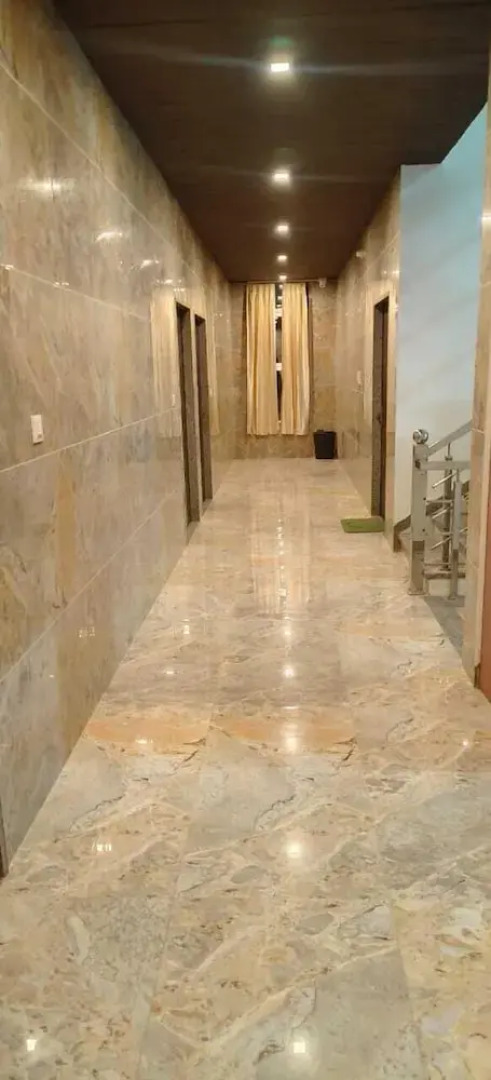 Hotel Anayaa Fairview