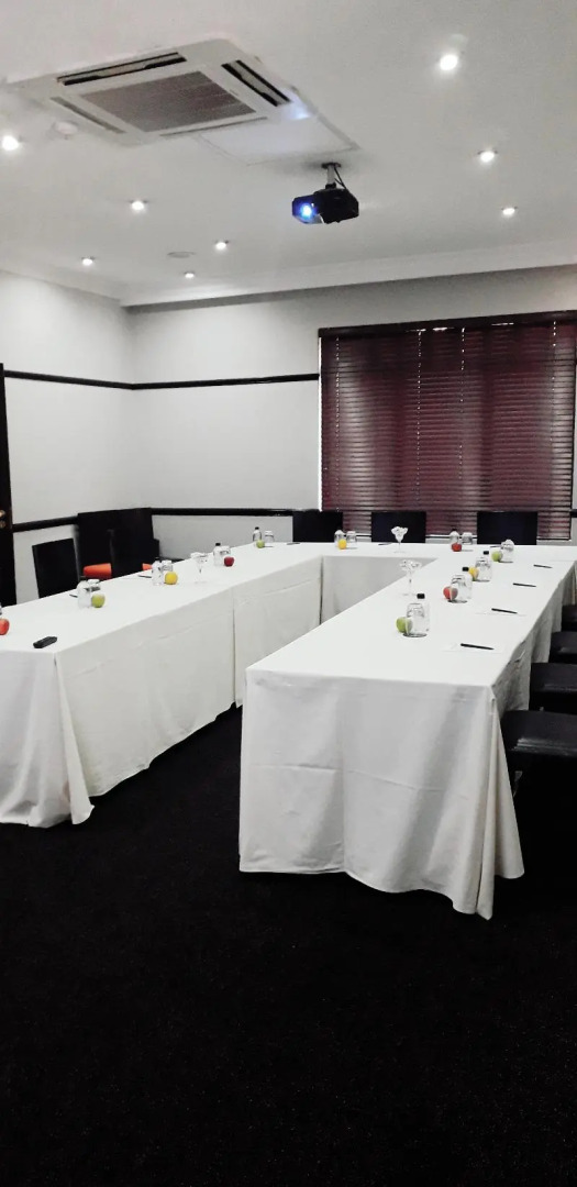 Court Classique Suite Hotel