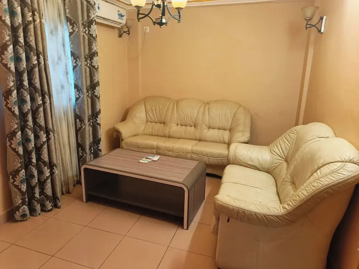 Newtown Palace Hotel