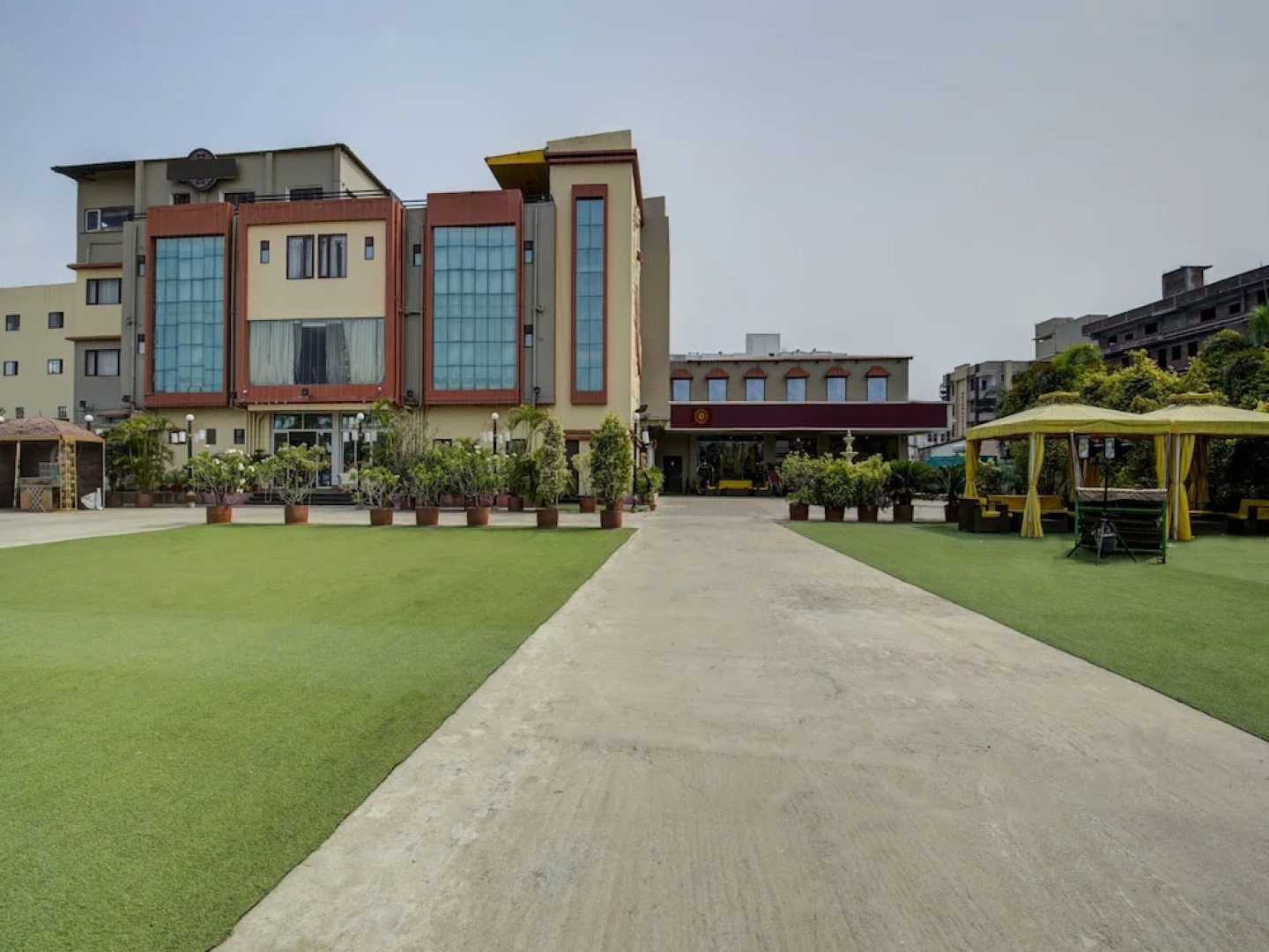 OYO 13704 Bailey Road