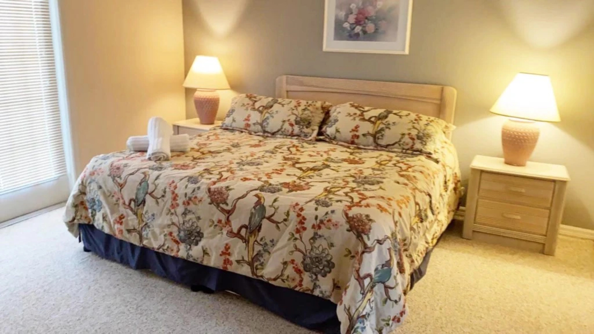 PCE326PD - 3 beds pool home - Privacy fence