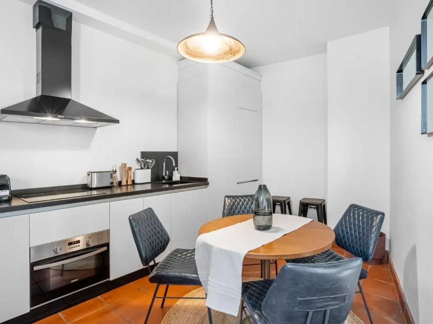 Limehome Granada Calle Sta. Ana