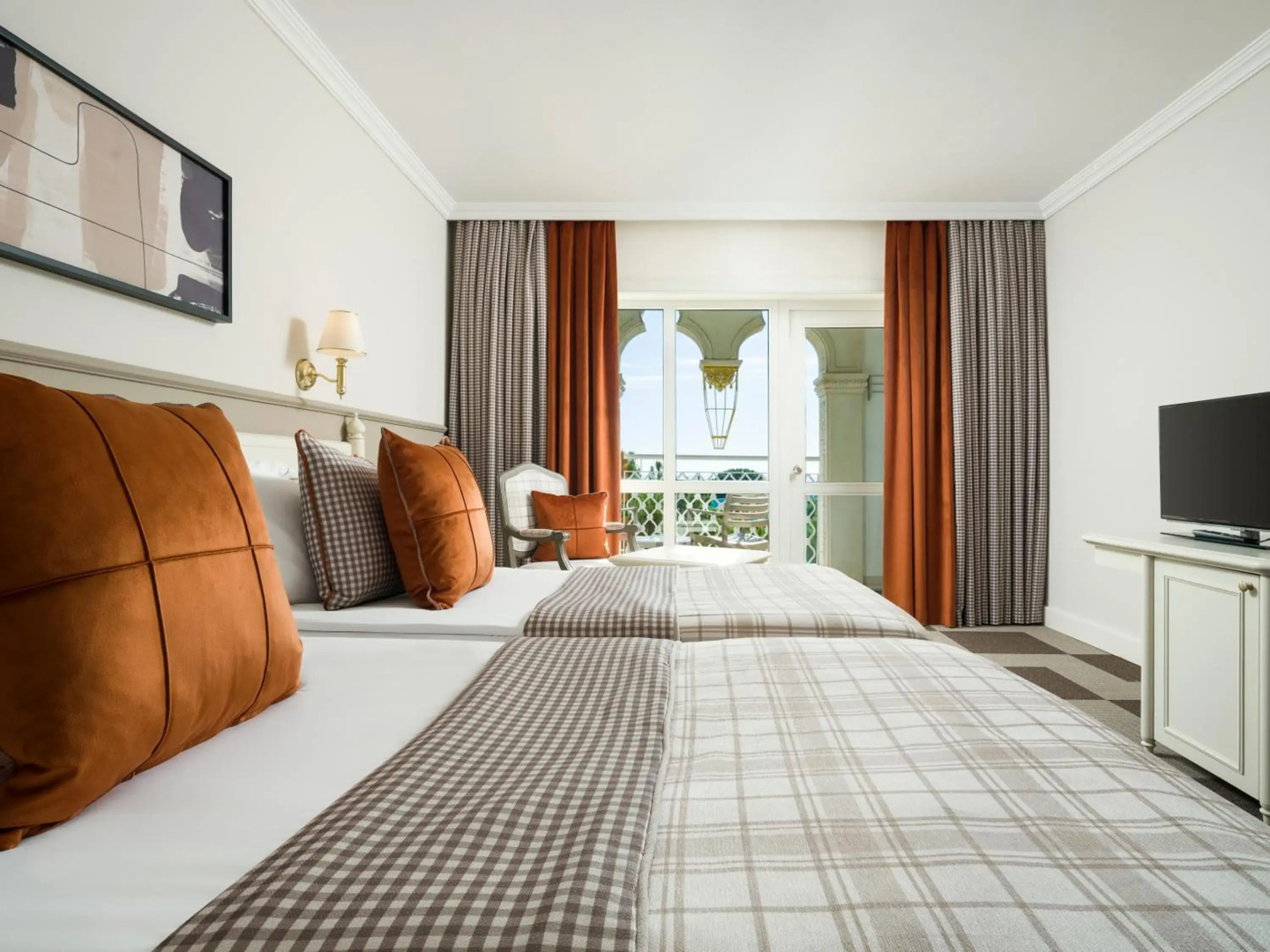 Hôtel l'Elysée Val d'Europe