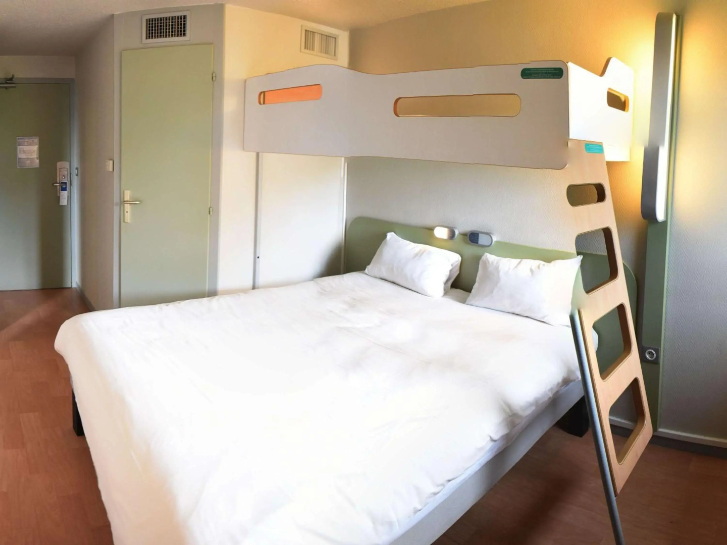 ibis budget Laval