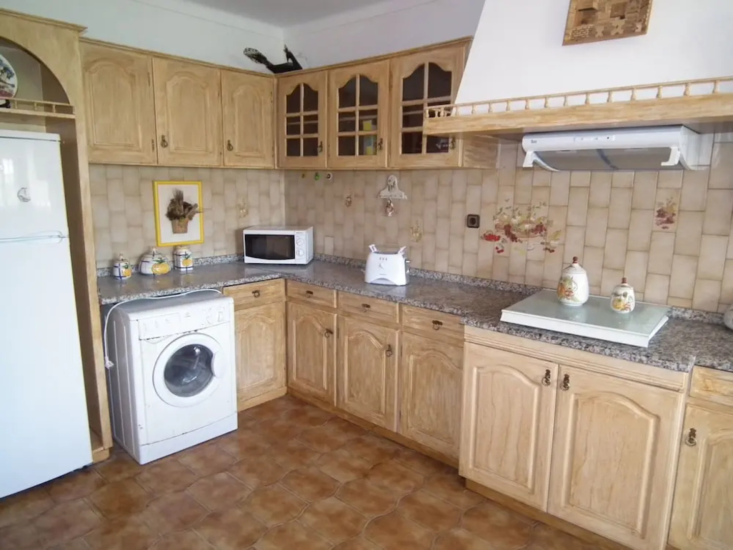 80s RetroStyle Villa