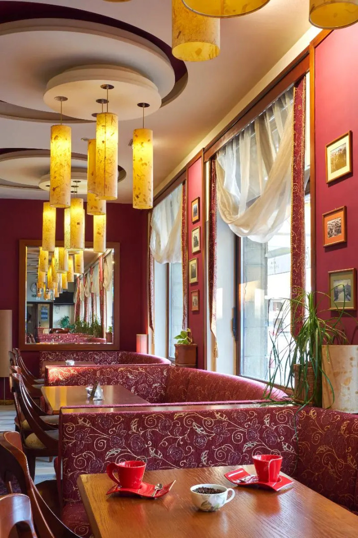 Yantra Grand Hotel -Sharlopov Hotels