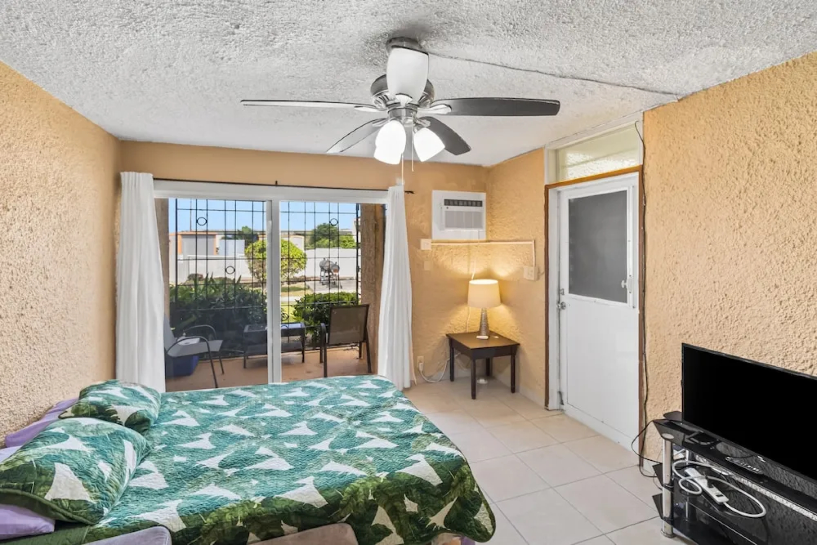 Caribbean View 1 Bedroom Condo by RedAwning