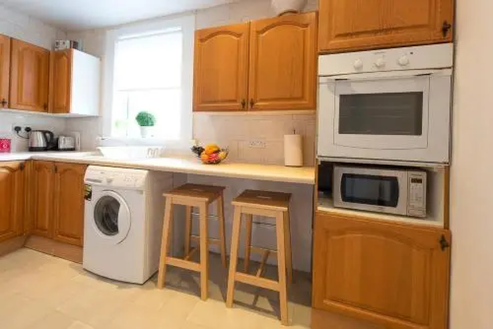 Hls Ashgrove Apartment