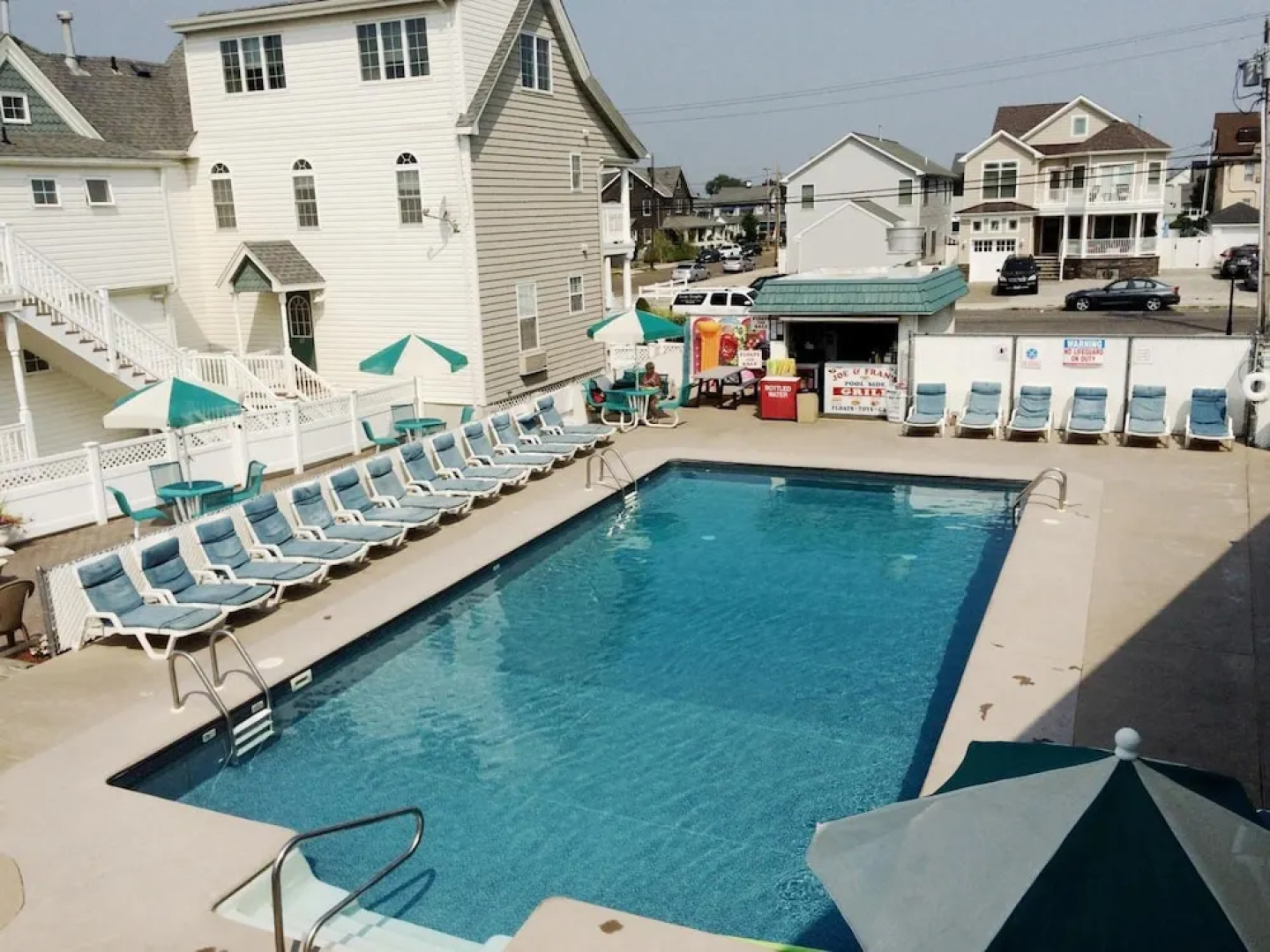 Sand Pebble Motor Lodge