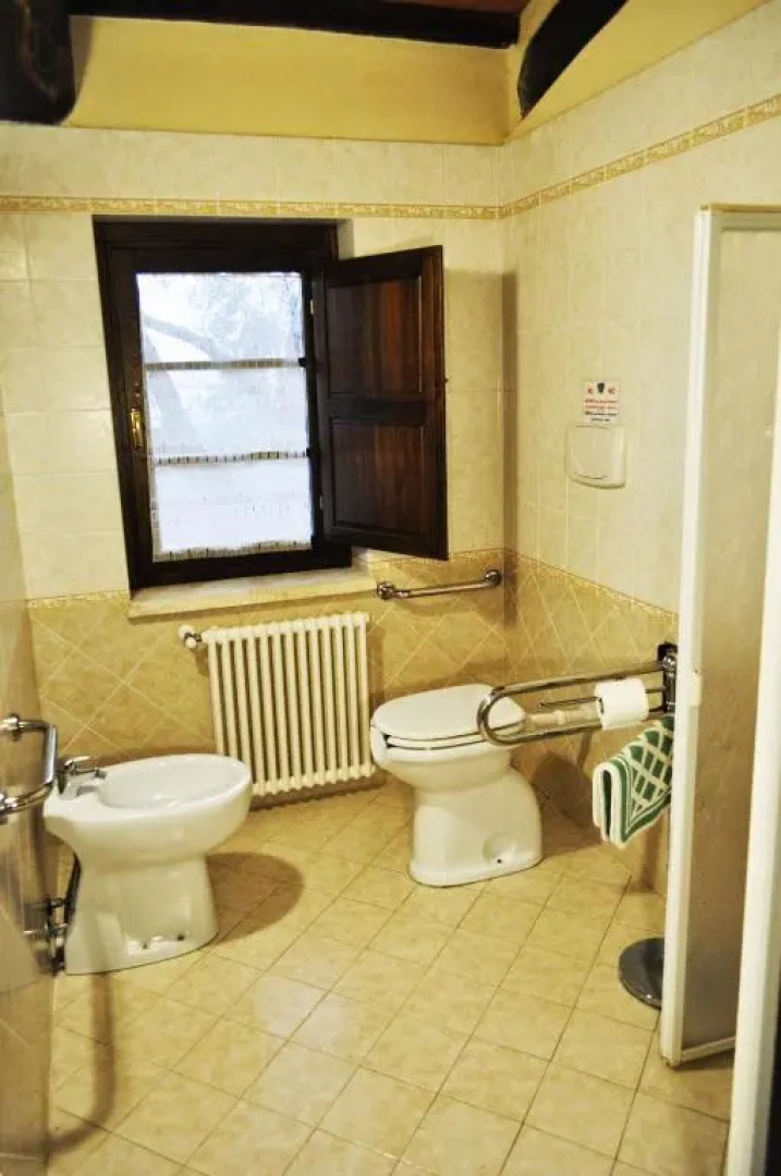 Tenuta Poggetti E Santa Laura