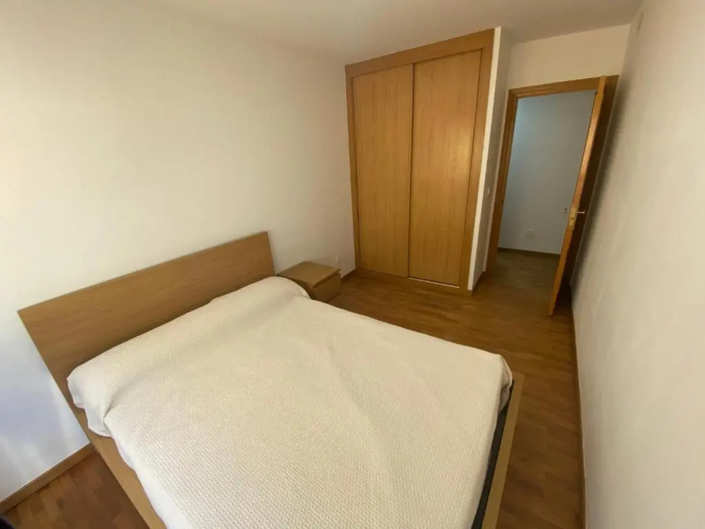 Piso céntrico, con amplia terraza, 3 dormitorios