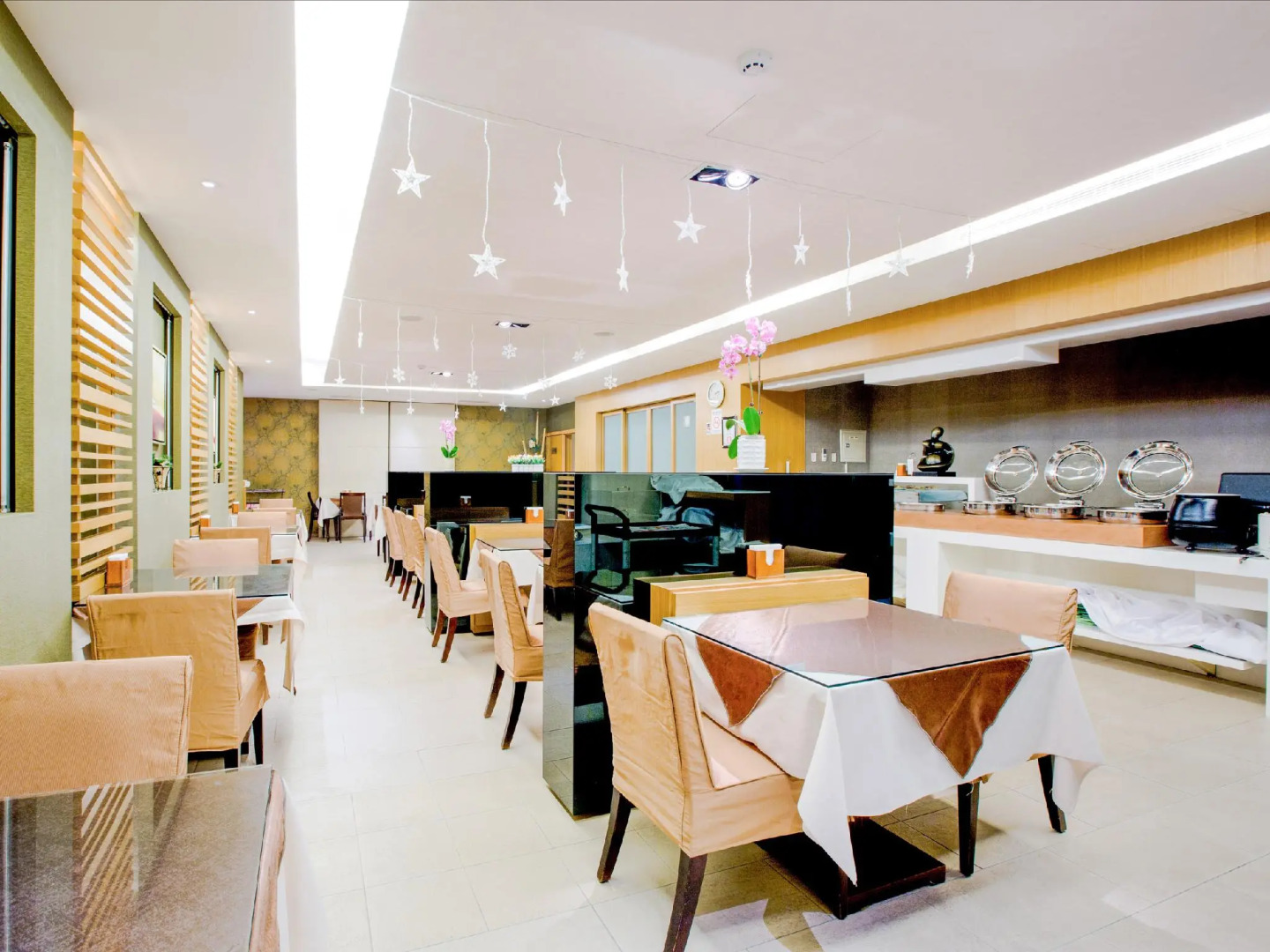 Norway Forest Tamsui Motel