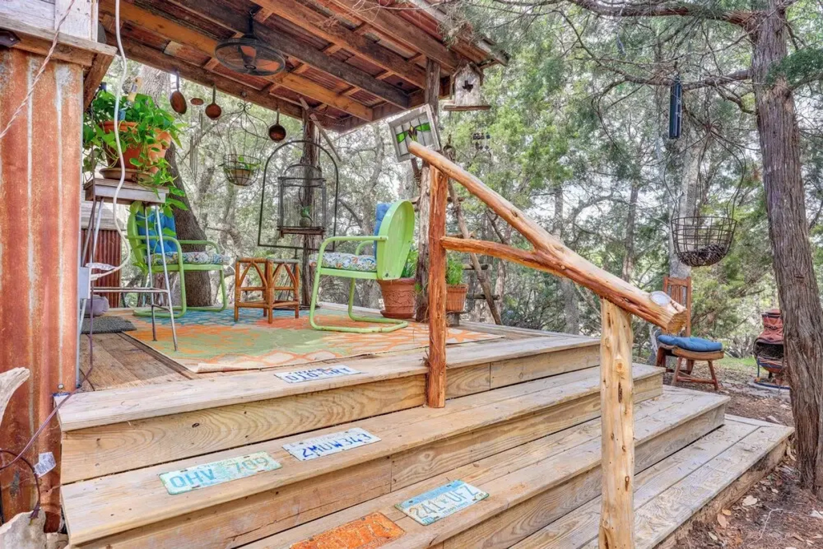 Pet-friendly Wimberley Cabin w/ Fire Pit & Hot Tub