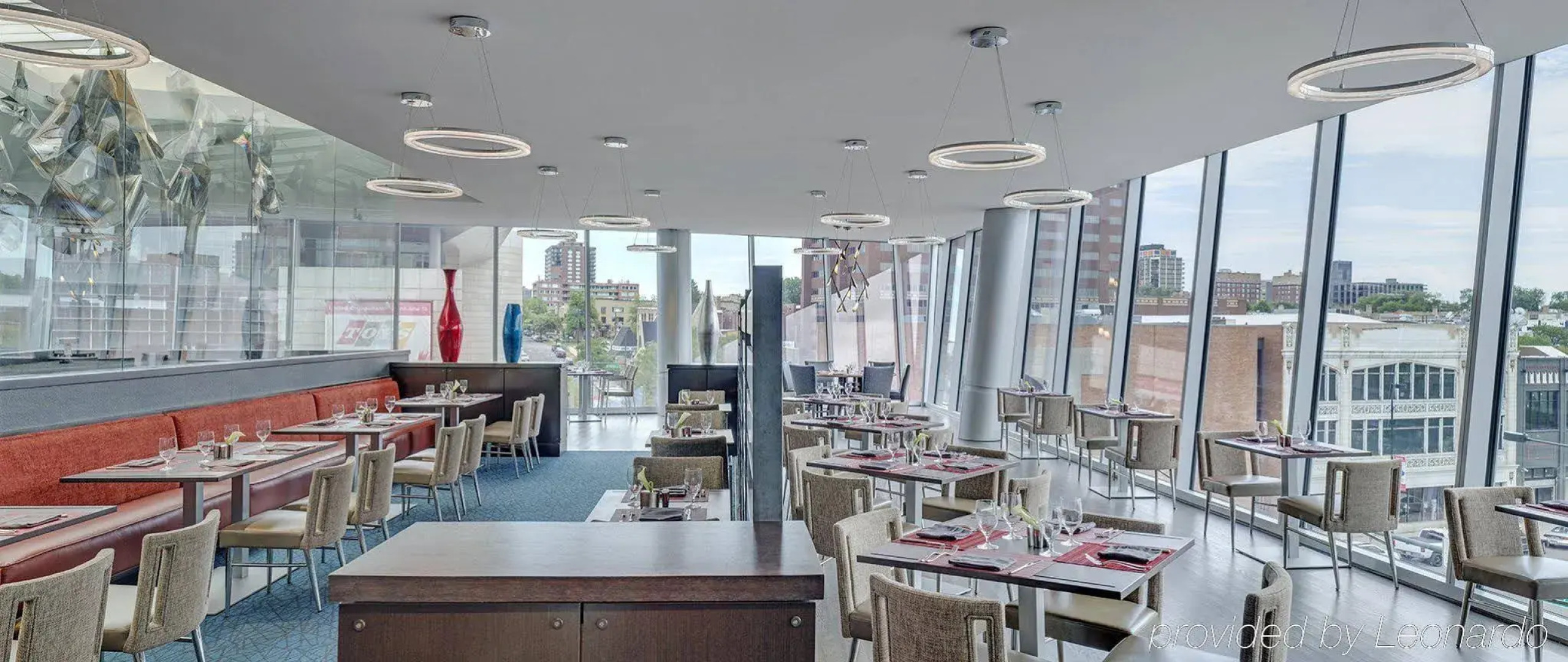 The Art Hotel Denver, Curio Collection by Hilton