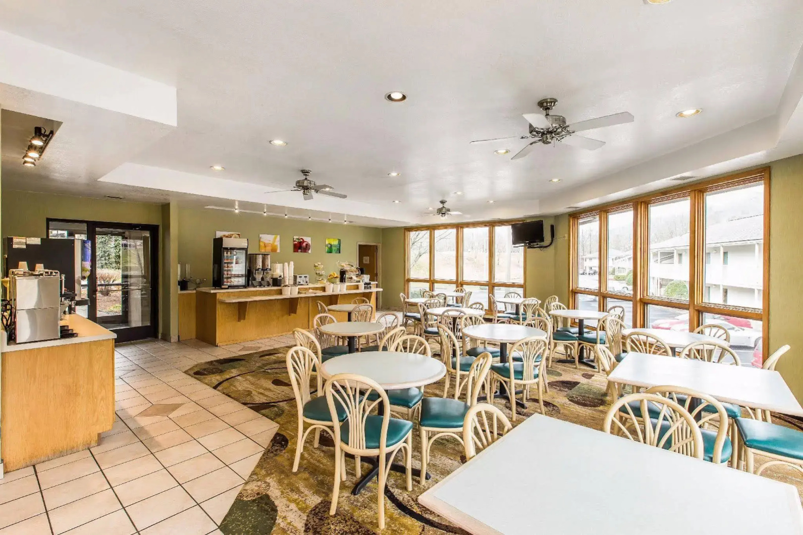 Quality Inn Cherokee Riverside