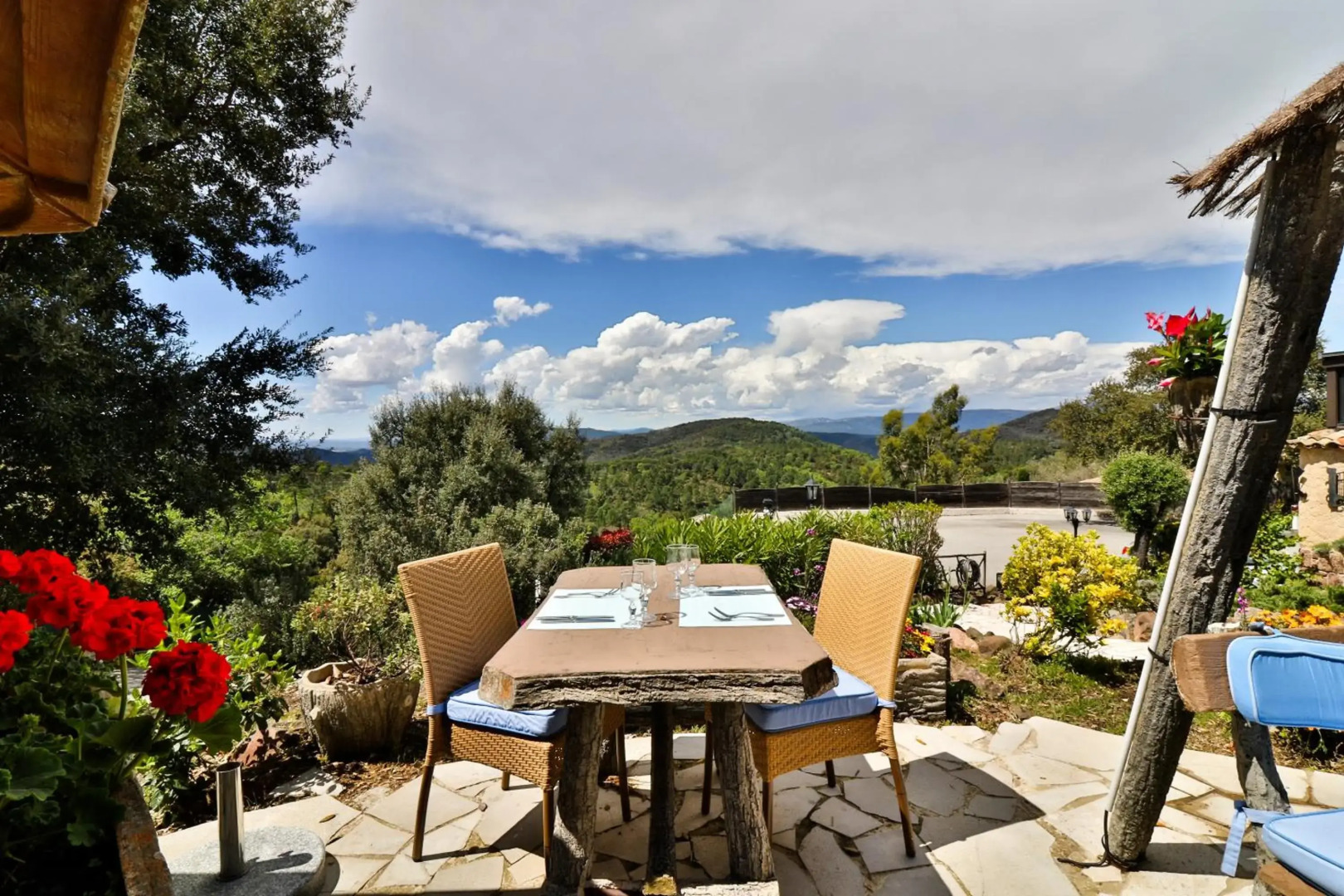 Hotel l'Estirado des Adrets