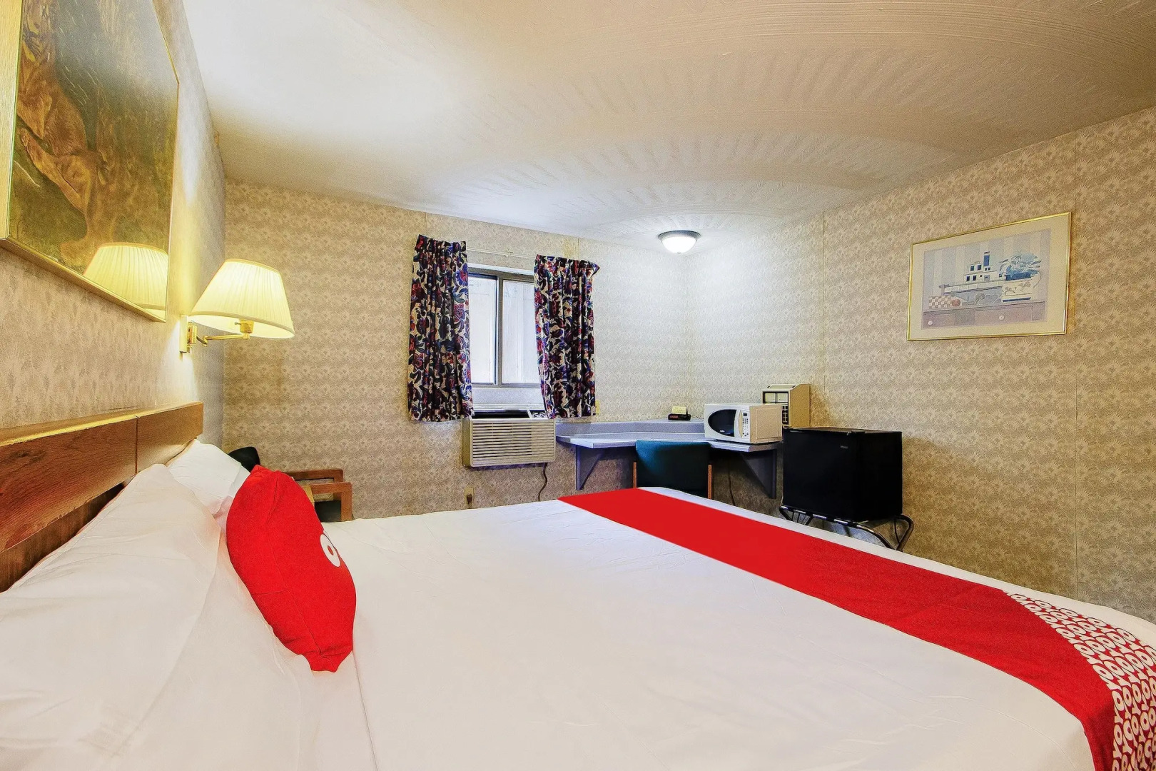 OYO Hotel Chapmanville Inn, WV - Hwy 119