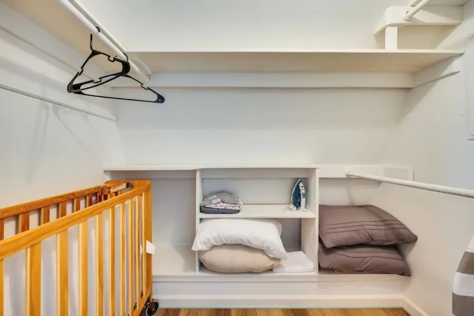 Waterfront Heathsville Cottage w/ Dock & Hot Tub!