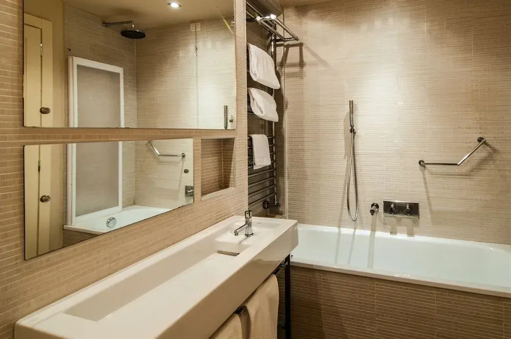 Roccamare Resort - Ville e Appartamenti